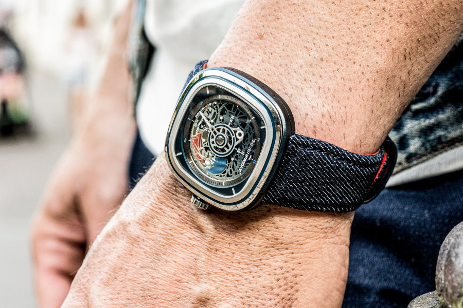 SEVENFRIDAY_WATCH_T101_Cocorico_Lifestyle_2020_168