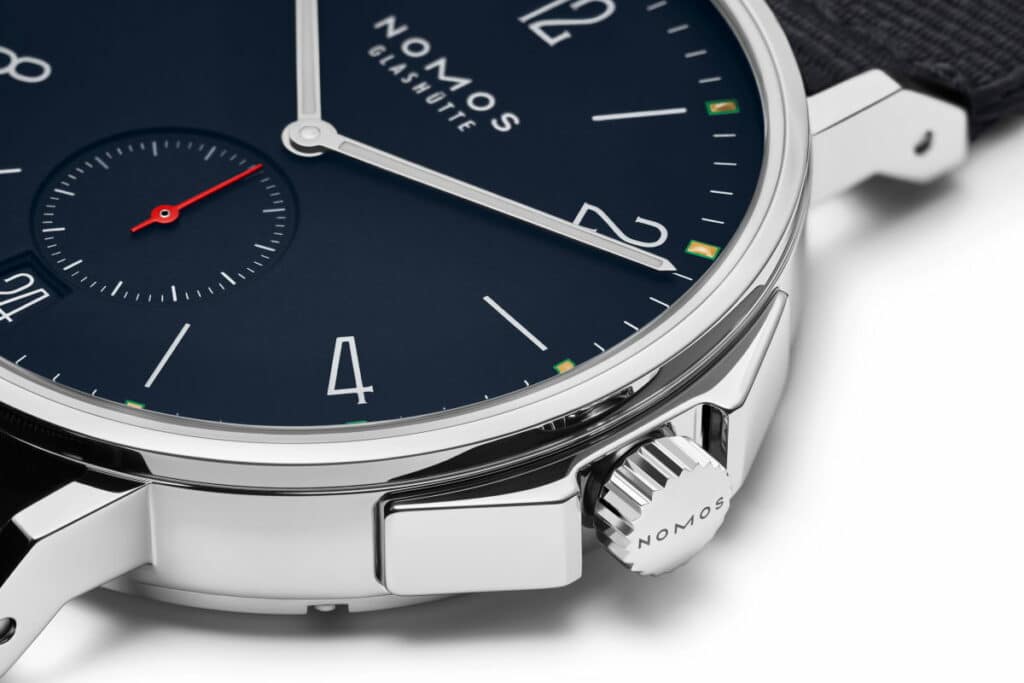 NOMOS Glashütte Ahoi Atlantic detail