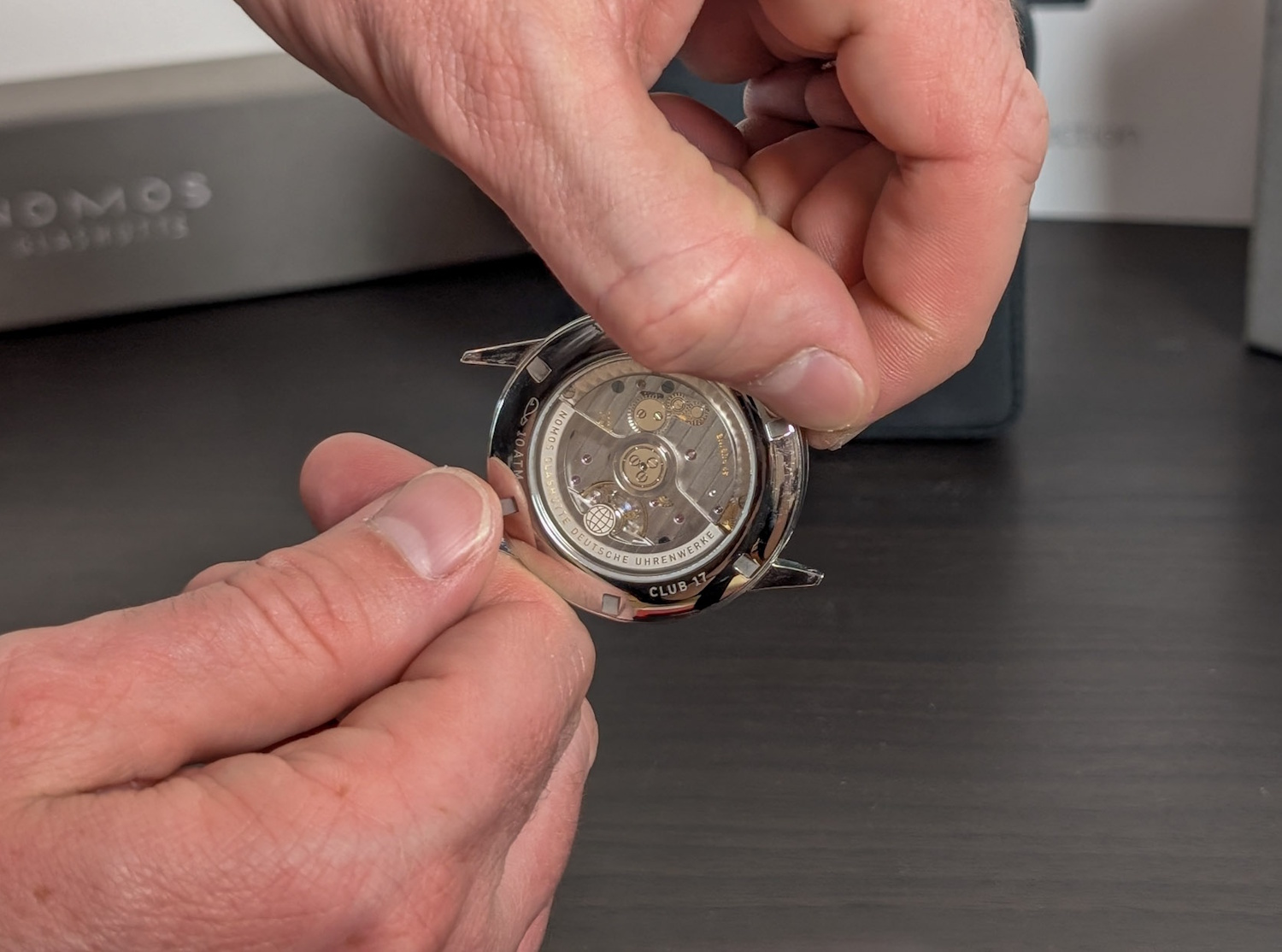 Mouvement Club Sport Neomatik Mondial Argent