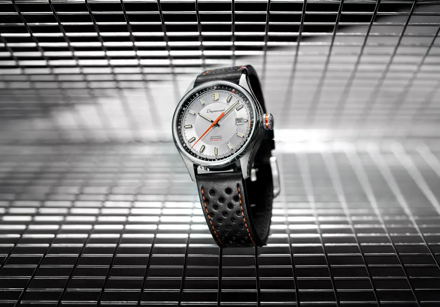 autosport-date-silver